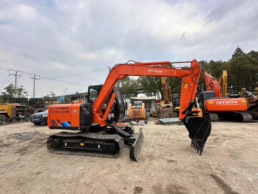 Nhật Bản sử dụng Hitachi Mini Excavator 7ton để bán Máy xăng ZX70 Jindongyu
