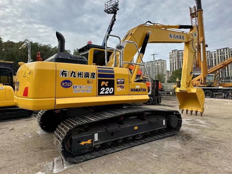Nhật Bản bán máy đào Komatsu cũ PC220-8 máy móc Jindongyu