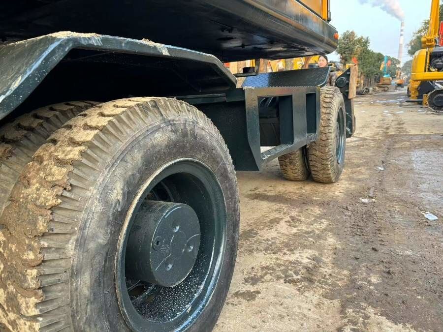 Hàn Quốc Hyundai Excavator cũ bán tay thứ hai R210w-9 bánh xe 21950KW 21 Ton Jindongyu máy móc