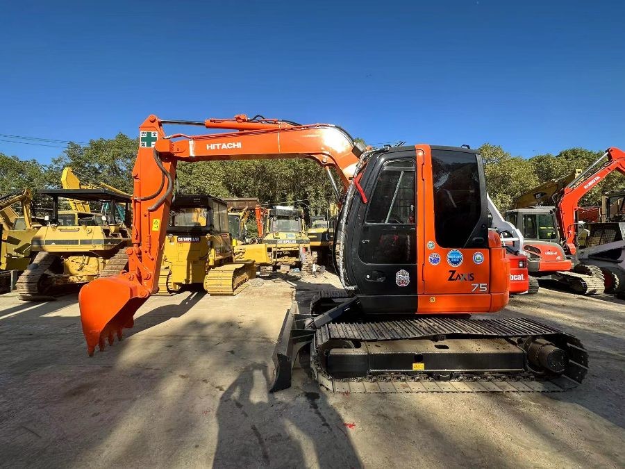 Nhật Bản Hitachi Excavator cũ bán ZX75US máy móc Jindongyu